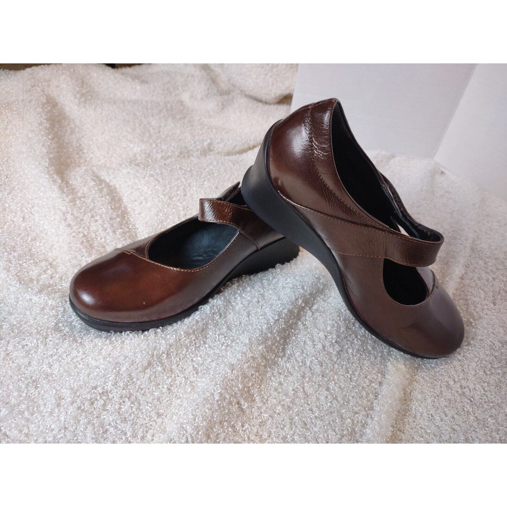 Wolky Shoes Womens 7.5/38 Wedge Mary Jane Bwn Leather Round Toe Casual Comfort